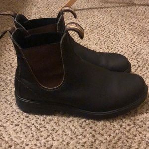Women’s Blundstone boots